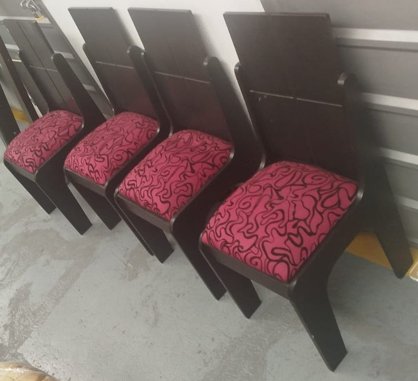Juego de 4 Sillas de Comedor – Diseño Contemporáneo