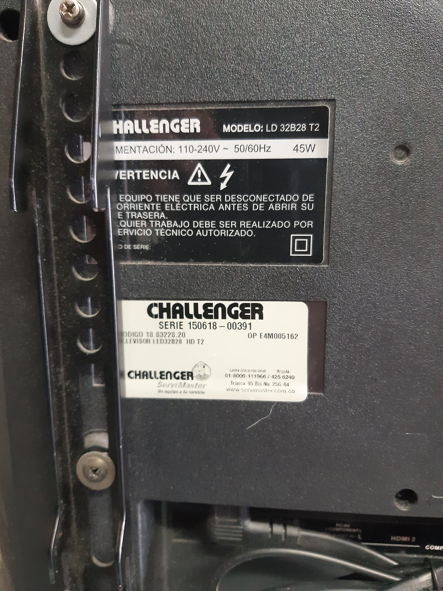 Televisor LED Challenger de 32 pulgadas No Smart TV