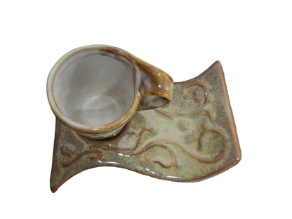 Set de Cerámica Artesanal con Platos de Diseño Ondulado
