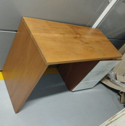 Escritorio de Oficina o Estudio Moderno
