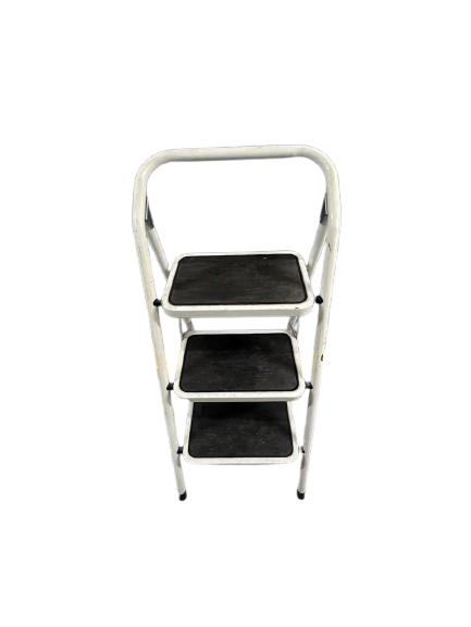 Escalera plegable de tres pasos en acero con peldaños antideslizantes