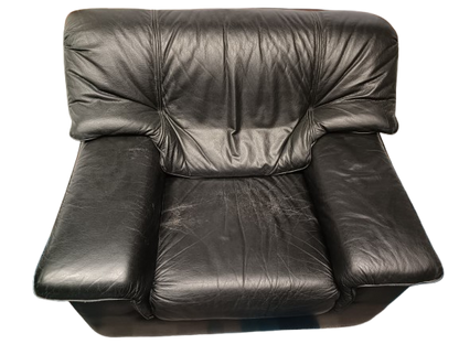 Juego de Sala en Cuero – 2 Piezas (Sofá Doble + Poltrona Individual)