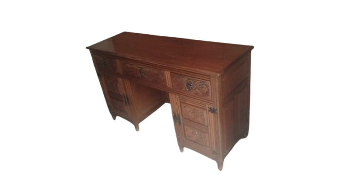 Escritorio de Madera Tallada