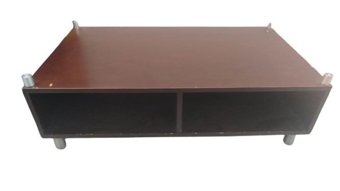 Mesa de Centro Moderna – Diseño Funcional y Contemporáneo