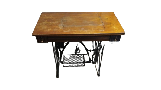 Mesa para Máquina de Coser Antigua