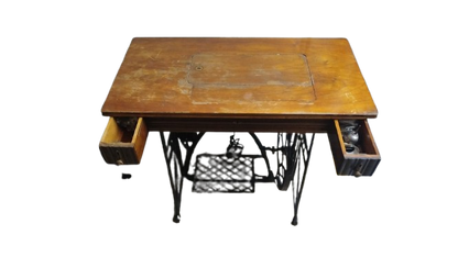 Mesa para Máquina de Coser Antigua