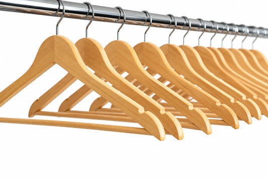 Ganchos para Ropa en Madera